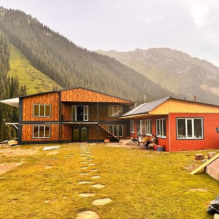 Ala-Kul Guesthouse In Altyn-Arashan Karakol Exterior photo