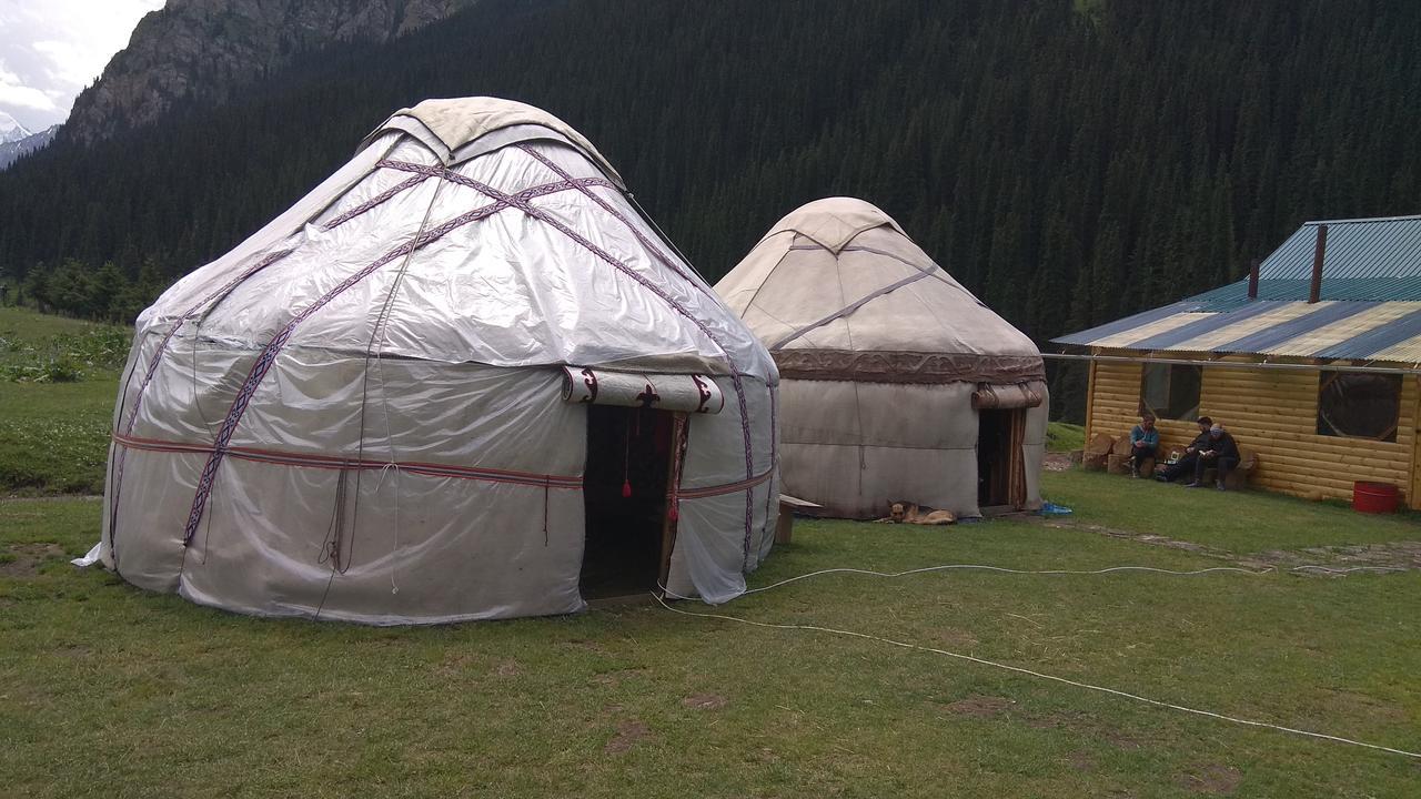 Ala-Kul Guesthouse In Altyn-Arashan Karakol Exterior photo